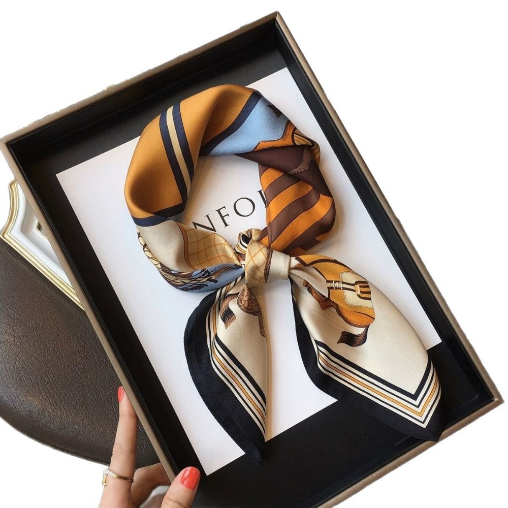 Fashion Satin Square Scarf for - Travel Accessories Deals avis et prix