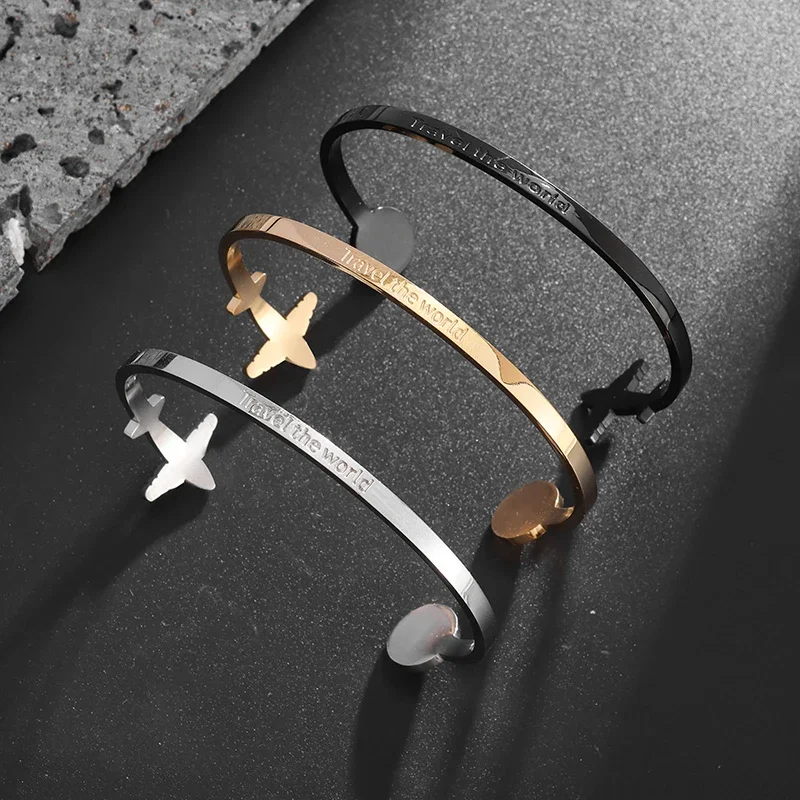 Stainless Steel Airplane Map C - Travel Accessories Inc avis et prix
